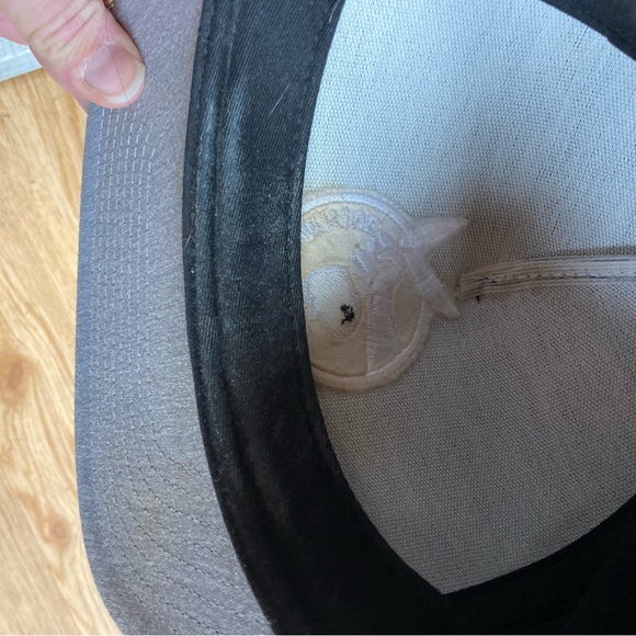 Primitive x Playboy SnapBack - Picture 6 of 6